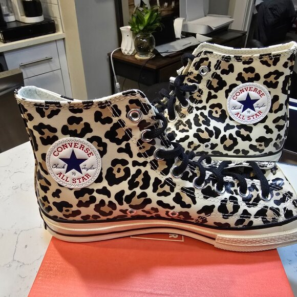 Converse A13436C Glow In The Dark Leo Sneakers In Leopard US MENS 10 NEW - Picture 4 of 16